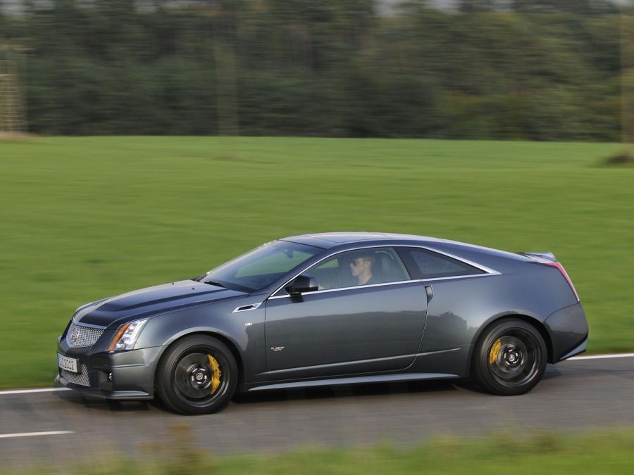  Cadillac CTS-V Coupe Black Diamond 2011 года  (EU) (фото 5 из 14)